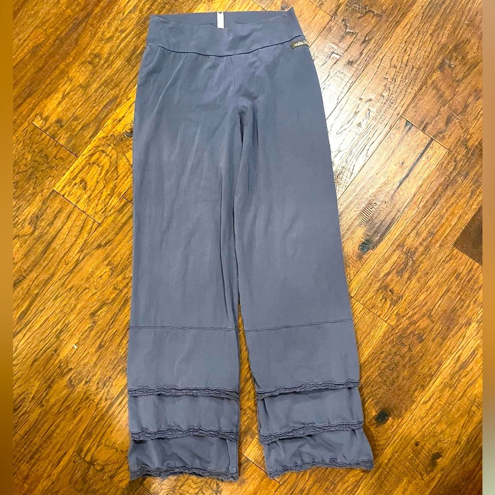 Matilda Jane Pants Womens M Grey Finn Tiered Ruffle Wide Leg Casual Ladies